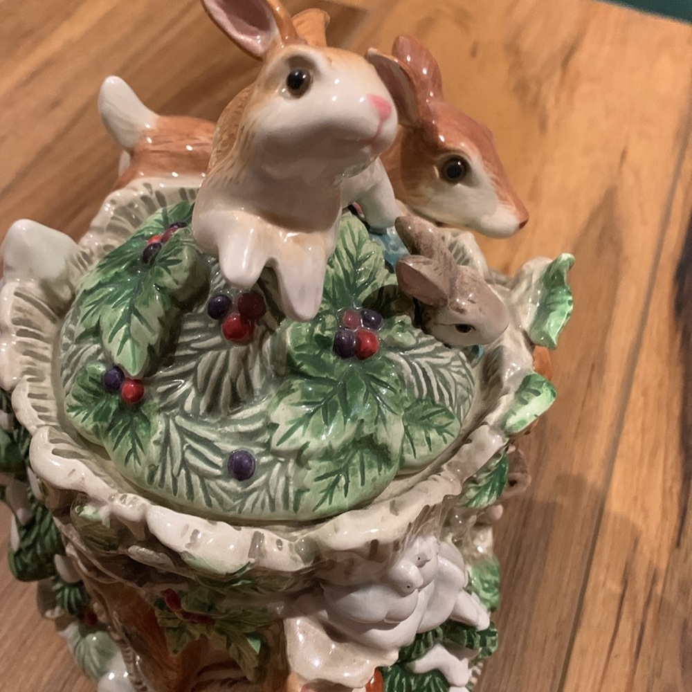 Fitz and Floyd Classics deer fawn and frolicking bunnies 7” container decor - Picture 14 of 14